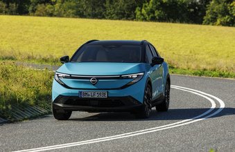 All-new LEAF Hits the Road - Boasting Elite 622km Range, Top-Level Technology and Sleek Aerodynamic Design