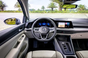 VW Golf Innenraum