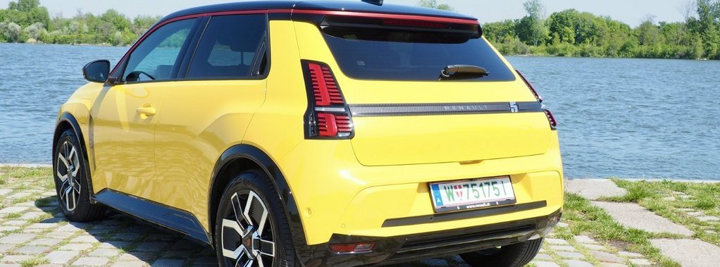 der neue Renault R5 E-Tech von hinten